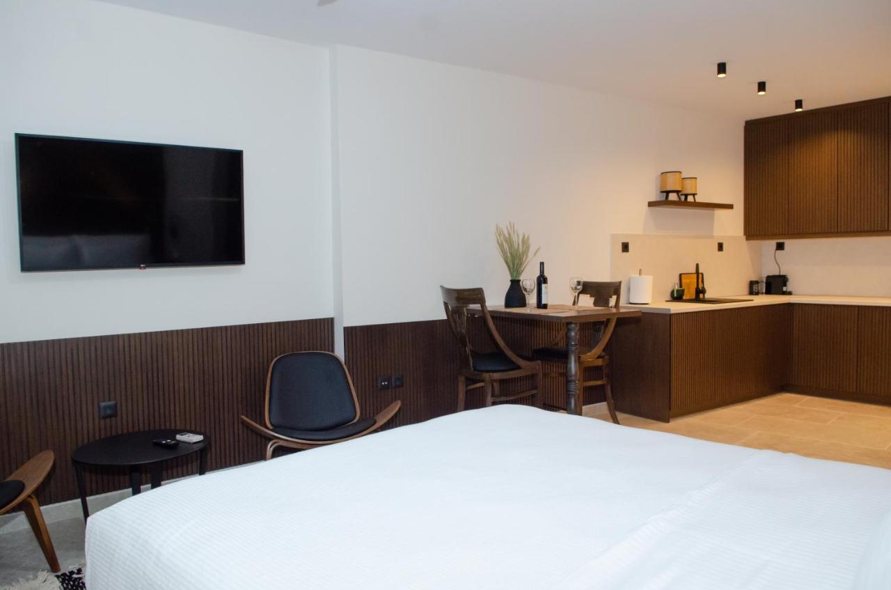 Leone Suites Nafpaktos Eksteriør billede