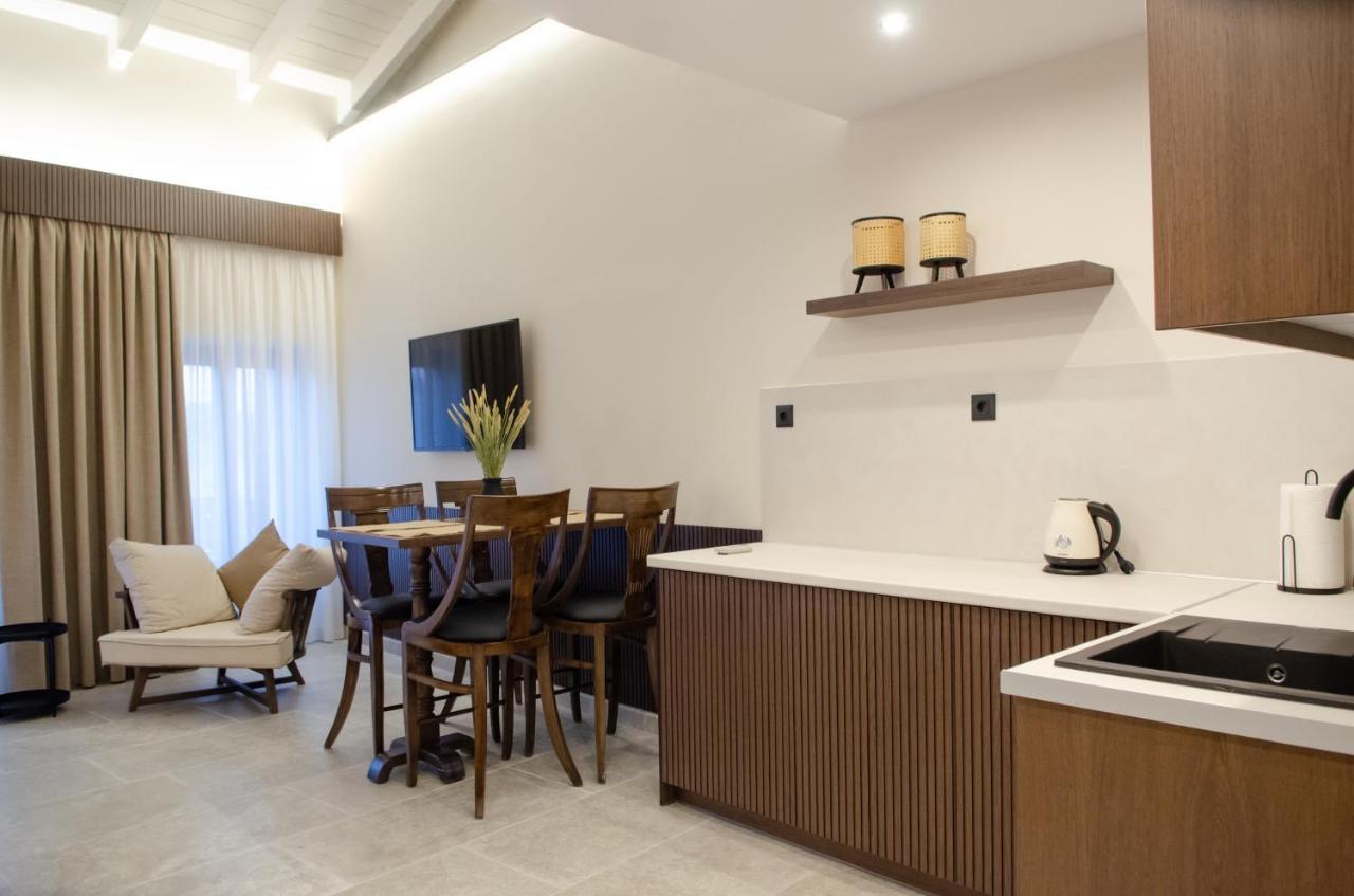 Leone Suites Nafpaktos Eksteriør billede