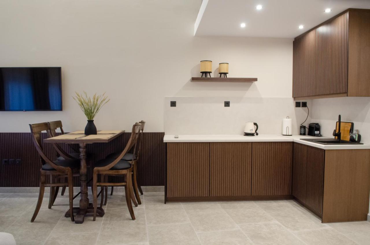 Leone Suites Nafpaktos Eksteriør billede